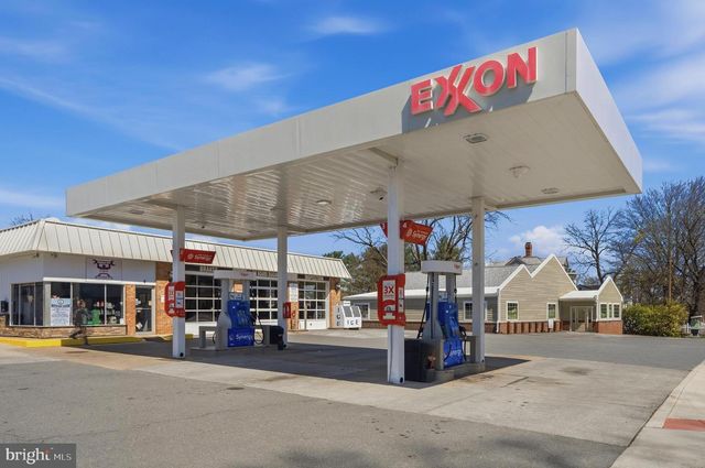 18184 PRESIDIO PL, Round Hill, VA 20141