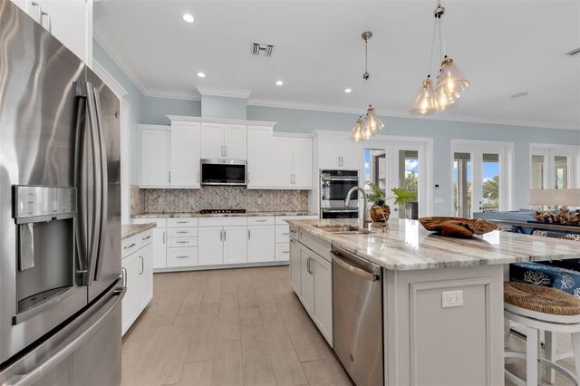 24216 YACHT CLUB BOULEVARD, Punta Gorda, FL 33955