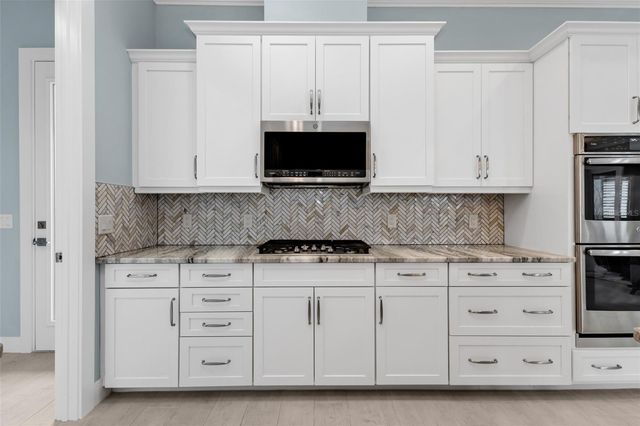 24216 YACHT CLUB BOULEVARD, Punta Gorda, FL 33955