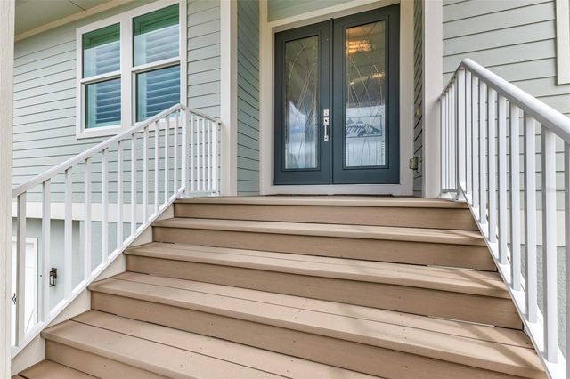 24216 YACHT CLUB BOULEVARD, Punta Gorda, FL 33955