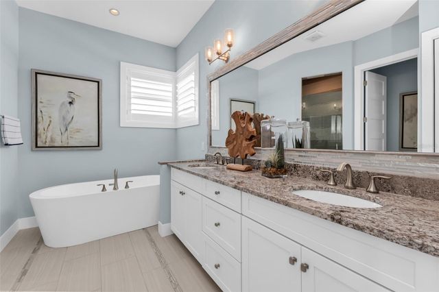 24216 YACHT CLUB BOULEVARD, Punta Gorda, FL 33955