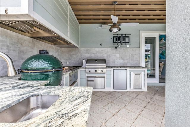24216 YACHT CLUB BOULEVARD, Punta Gorda, FL 33955