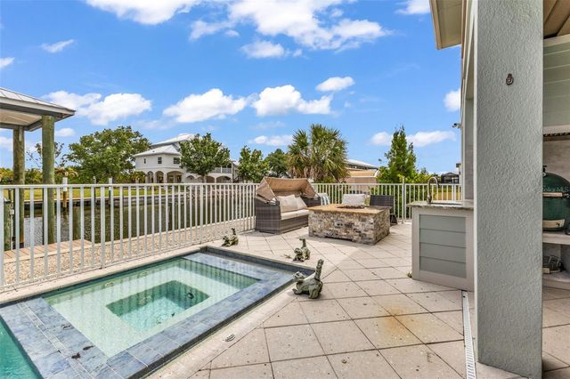 24216 YACHT CLUB BOULEVARD, Punta Gorda, FL 33955
