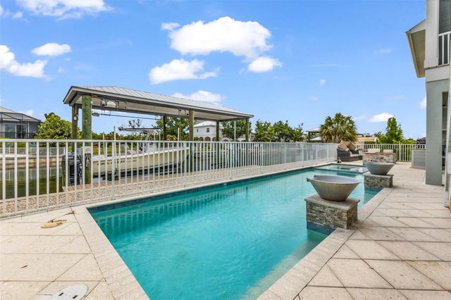24216 YACHT CLUB BOULEVARD, Punta Gorda, FL 33955