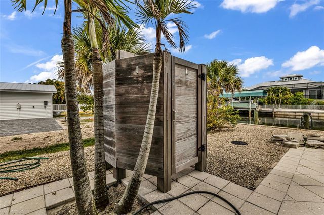 24216 YACHT CLUB BOULEVARD, Punta Gorda, FL 33955