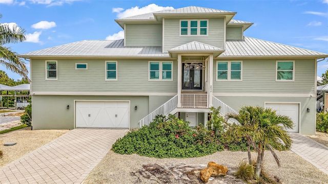 24216 YACHT CLUB BOULEVARD, Punta Gorda, FL 33955