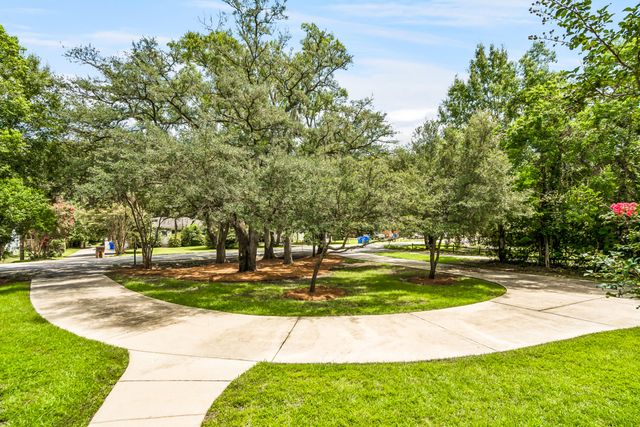 421 Woodland Shores Road, Charleston, SC 29412
