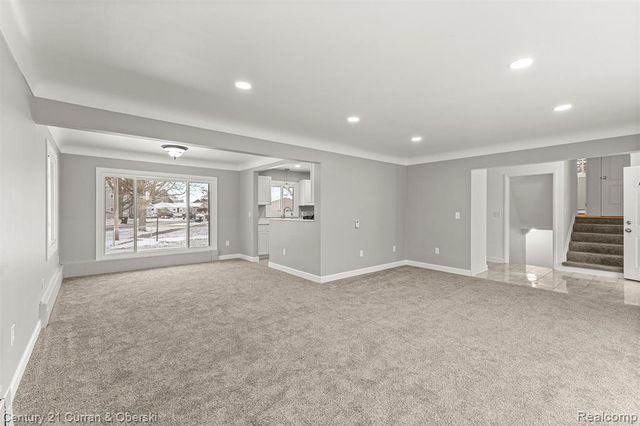 30631 Bayview Drive, Gibraltar, MI 48173