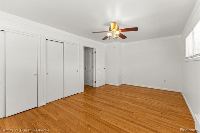 30631 Bayview Drive, Gibraltar, MI 48173