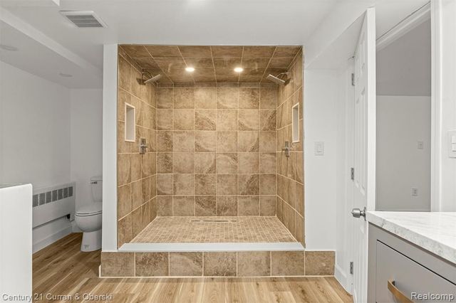 30631 Bayview Drive, Gibraltar, MI 48173