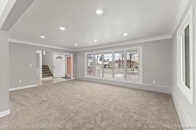 30631 Bayview Drive, Gibraltar, MI 48173