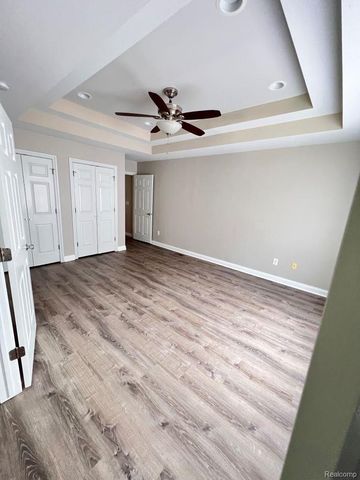 53 Highland Avenue, Clawson, MI 48017