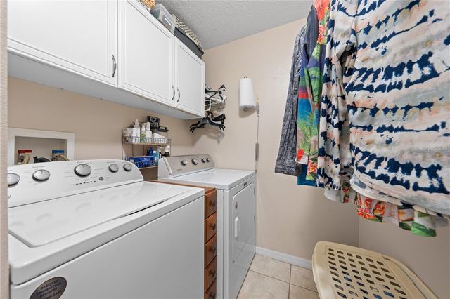 6351 OAK SHORE DRIVE DRIVE, St Cloud, FL 34771