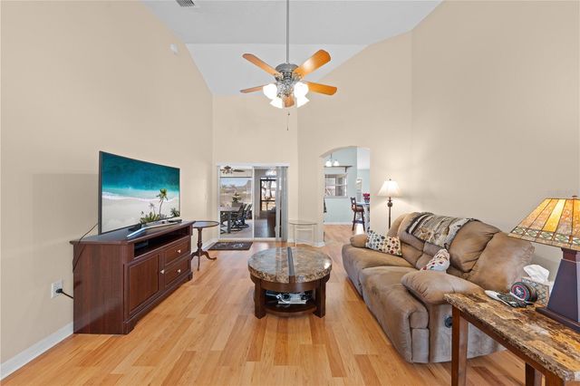 6351 OAK SHORE DRIVE DRIVE, St Cloud, FL 34771