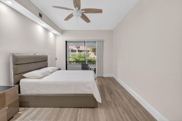 7484 La Paz Boulevard 103, Boca Raton, FL 33433