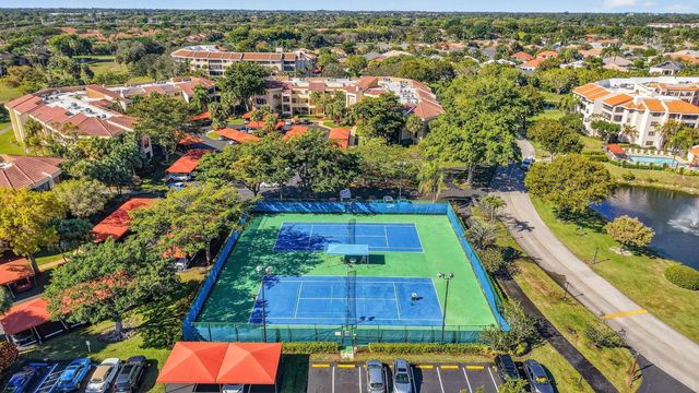 7484 La Paz Boulevard 103, Boca Raton, FL 33433