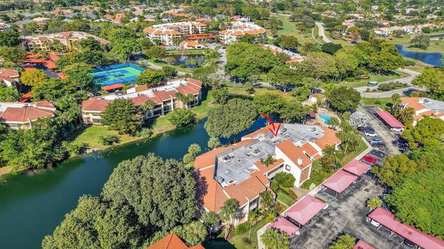 7484 La Paz Boulevard 103, Boca Raton, FL 33433