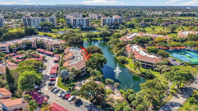 7484 La Paz Boulevard 103, Boca Raton, FL 33433