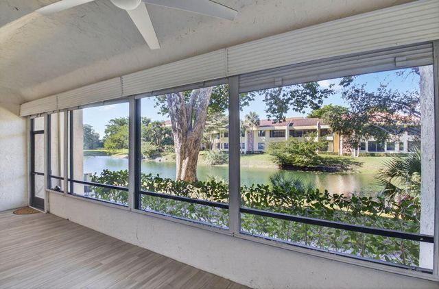 7484 La Paz Boulevard 103, Boca Raton, FL 33433