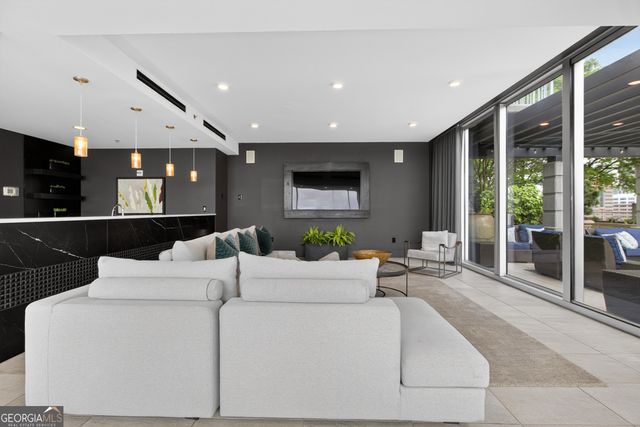 855 Peachtree Street NE 3503, Atlanta, GA 30308