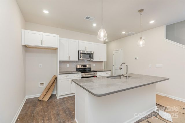 7304 Boswell Road, Charlotte, NC 28215