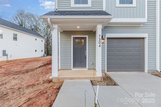 7304 Boswell Road, Charlotte, NC 28215