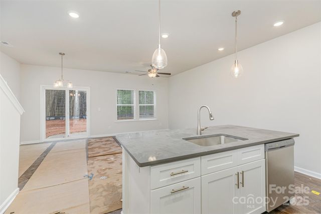 7304 Boswell Road, Charlotte, NC 28215