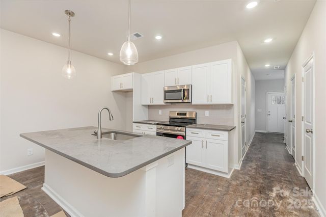 7304 Boswell Road, Charlotte, NC 28215