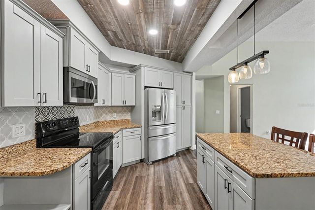 10551 CASEY DRIVE, New Port Richey, FL 34654