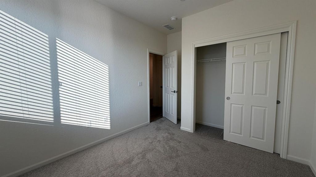 Image 18 of property listing at 2153 N Renn Avenue, Clovis, CA 93619