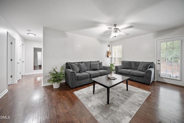 909 Amber Acres Lane, Knightdale, NC 27545