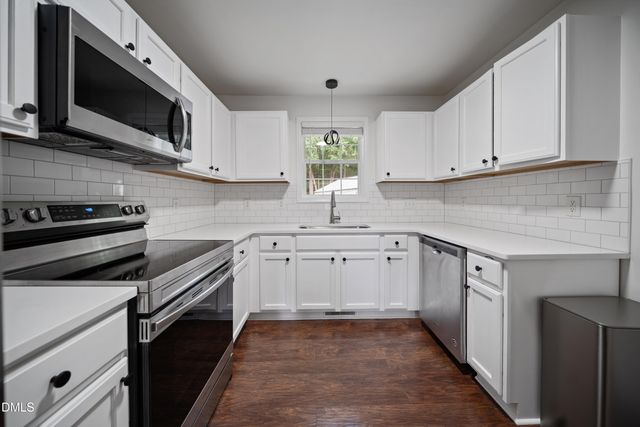 909 Amber Acres Lane, Knightdale, NC 27545