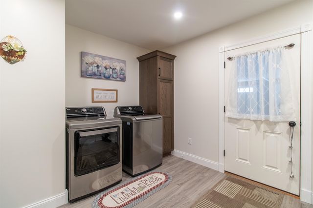 2765 Loop Road, Troy, VT 05868