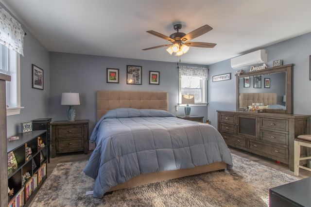 2765 Loop Road, Troy, VT 05868