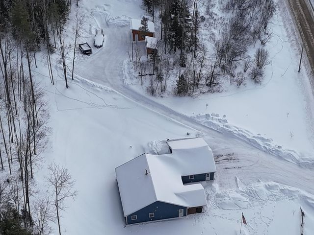 2765 Loop Road, Troy, VT 05868