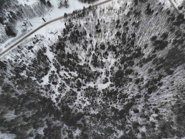 2765 Loop Road, Troy, VT 05868