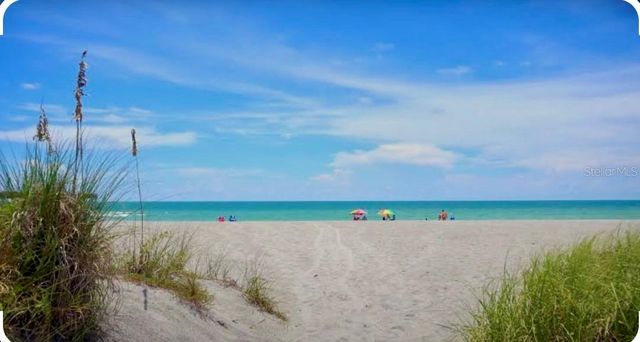 5876 BISCOTTI STREET, Nokomis, FL 34275