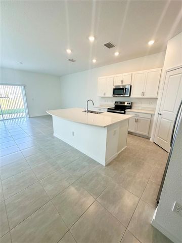 5876 BISCOTTI STREET, Nokomis, FL 34275