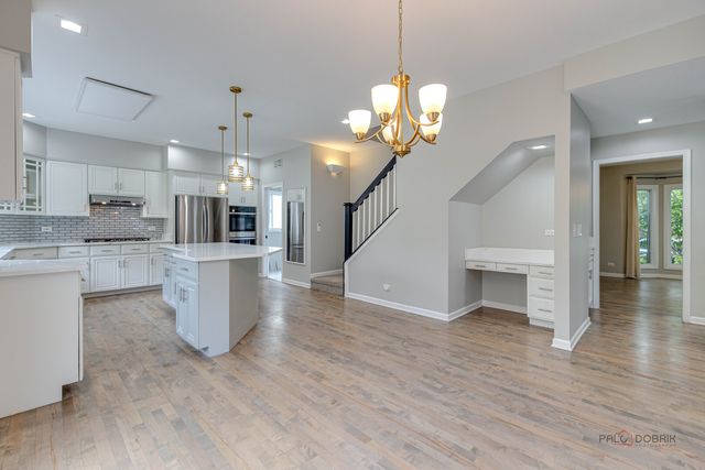 2627 Rutland Road, Naperville, IL 60564