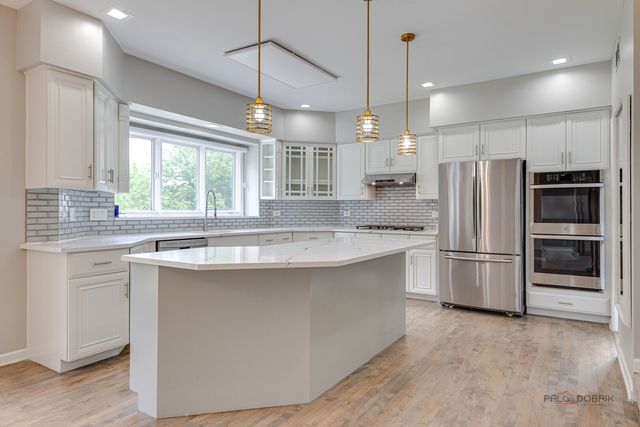 2627 Rutland Road, Naperville, IL 60564
