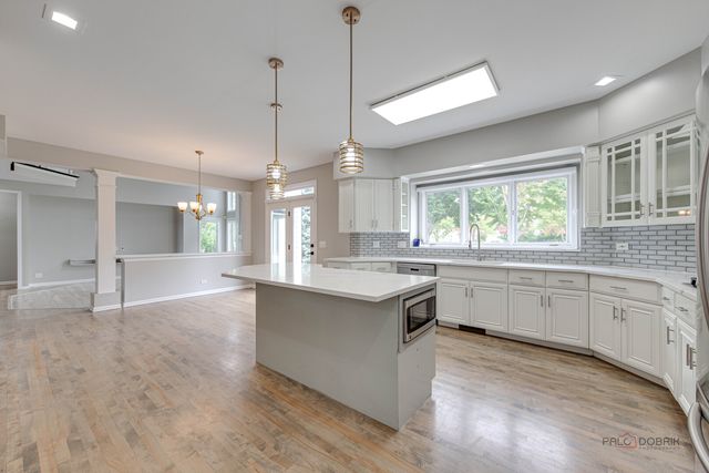 2627 Rutland Road, Naperville, IL 60564