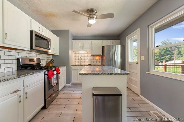 536 Webster Boulevard, Jeffersonville, IN 47130