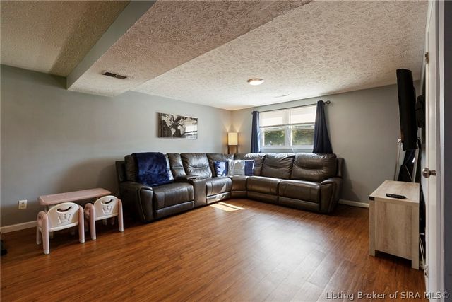 536 Webster Boulevard, Jeffersonville, IN 47130