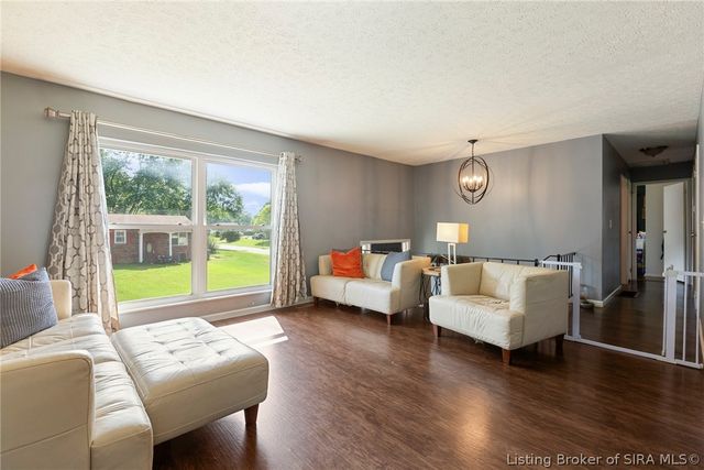 536 Webster Boulevard, Jeffersonville, IN 47130