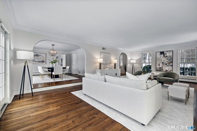 1038 West Road, New Canaan, CT 06840