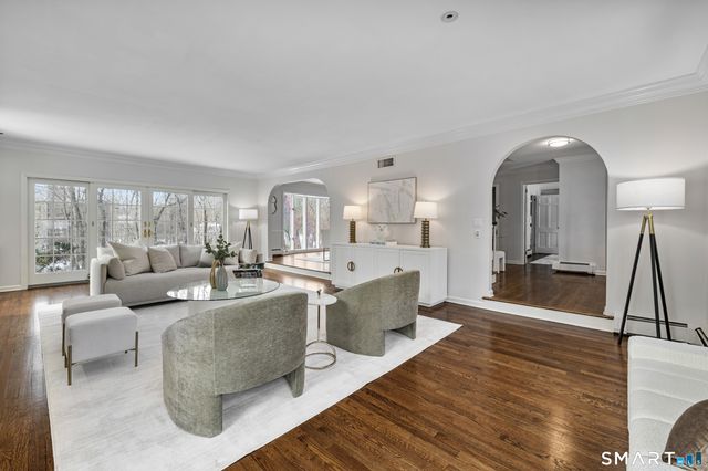 1038 West Road, New Canaan, CT 06840