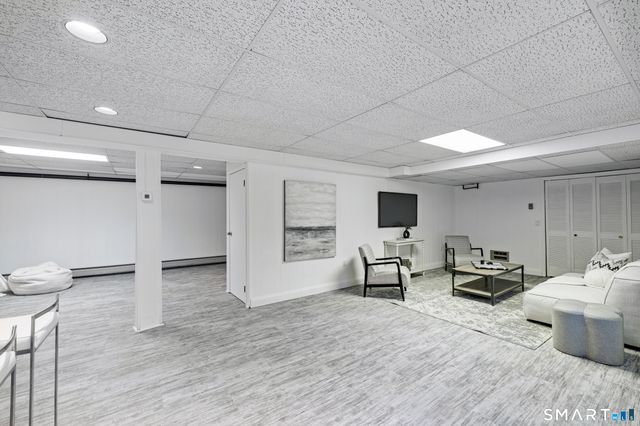 1038 West Road, New Canaan, CT 06840