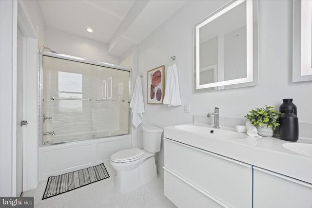 2220 E HAROLD ST, Philadelphia, PA 19125