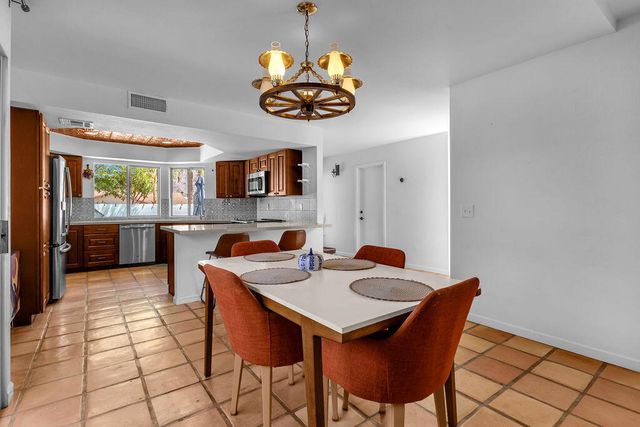 52905 Avenida Herrera, La Quinta, CA 92253