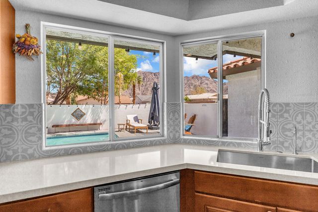 52905 Avenida Herrera, La Quinta, CA 92253
